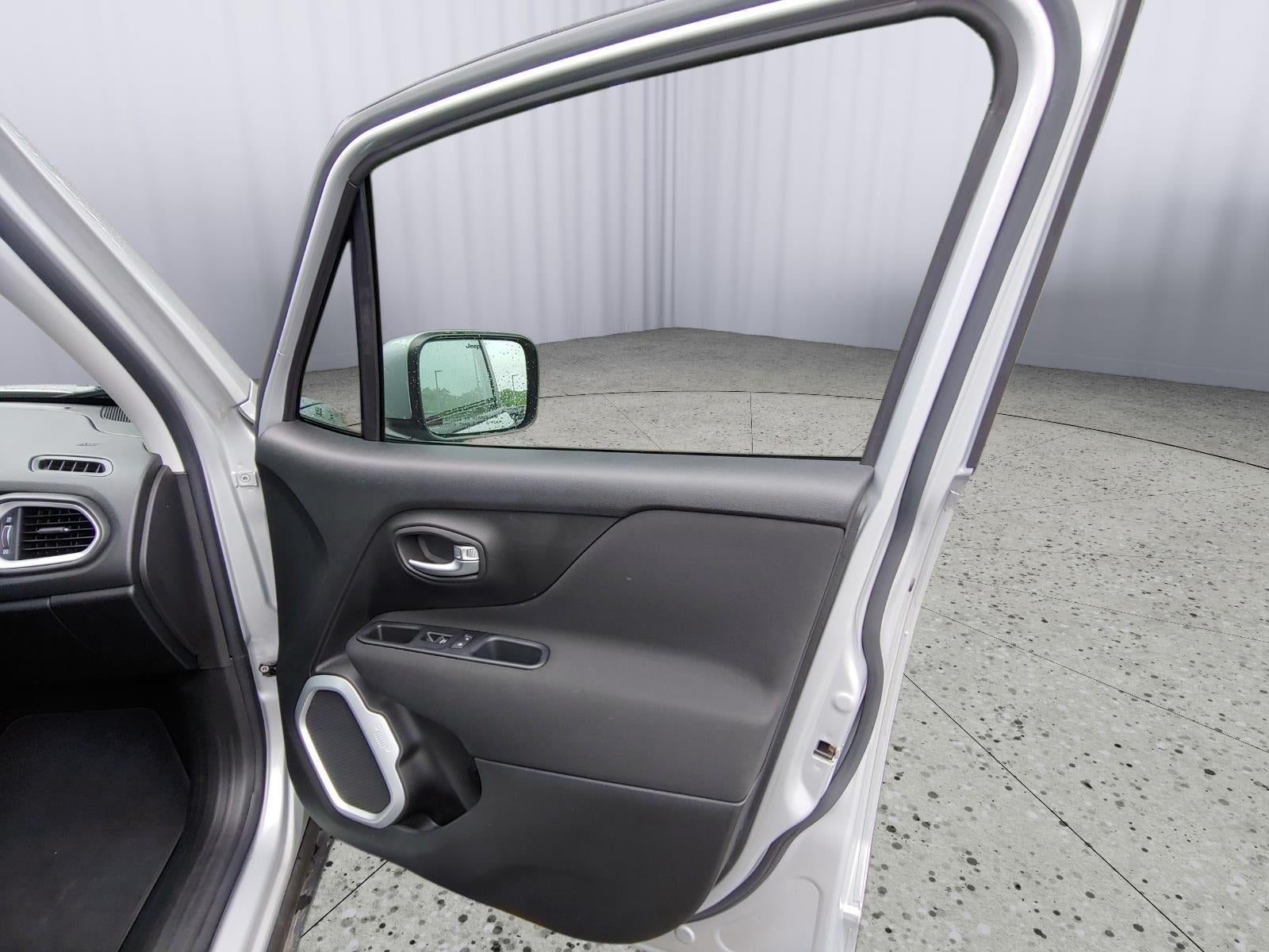 2020 Jeep RENEGADE LATI