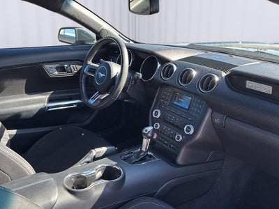 2015 Ford MUSTANG Base