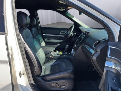 2016 Ford EXPLORER Base