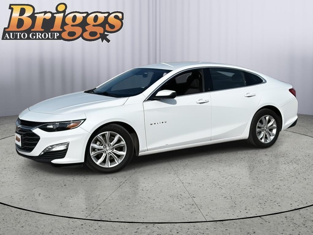 Used 2022 Chevrolet Malibu 1LT with VIN 1G1ZD5ST1NF141737 for sale in Kansas City