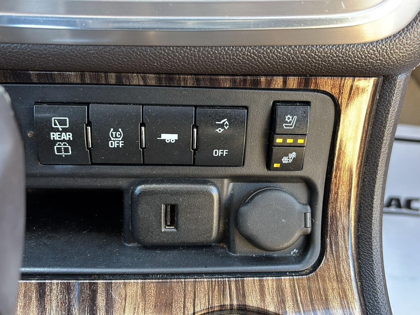 2016 GMC Acadia Denali