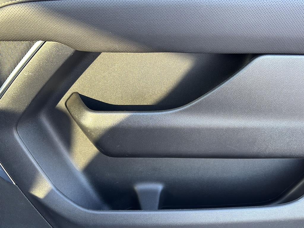 2023 GMC Yukon SLT - Photo 108