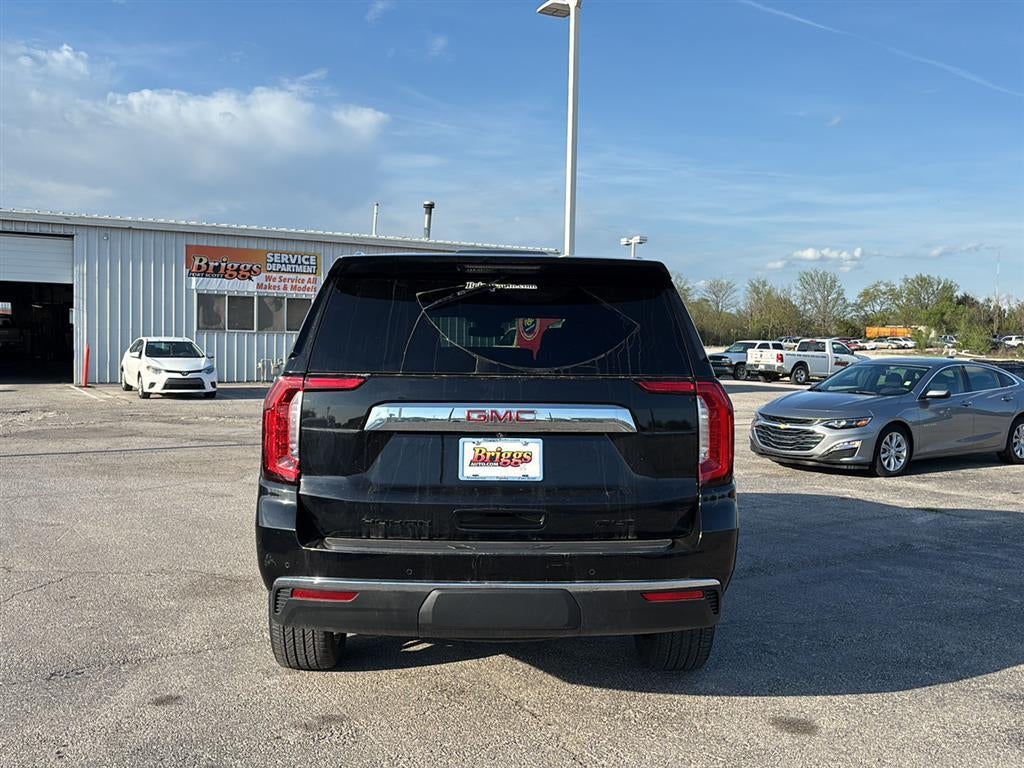 2023 GMC Yukon SLT - Photo 11