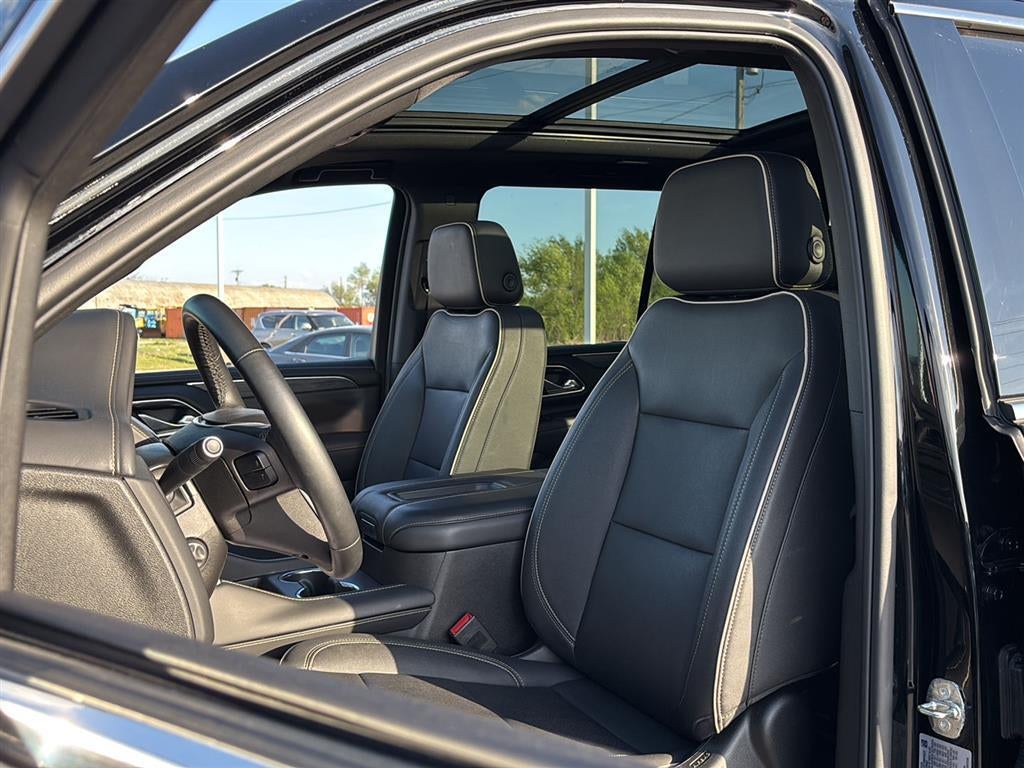 2023 GMC Yukon SLT - Photo 35
