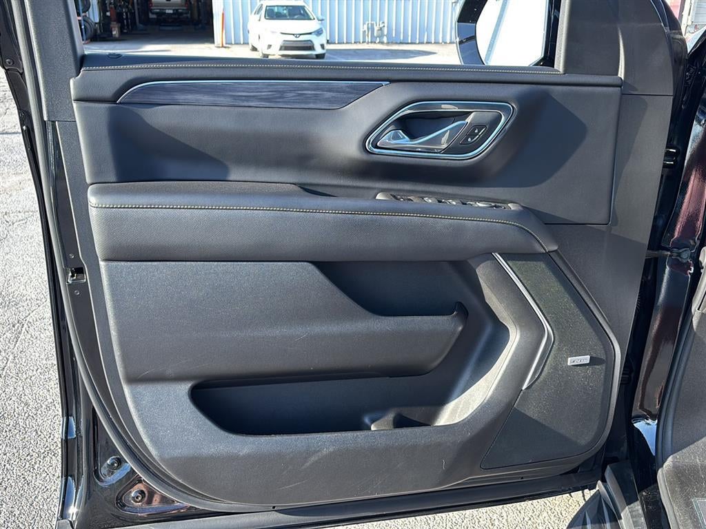 2023 GMC Yukon SLT - Photo 44