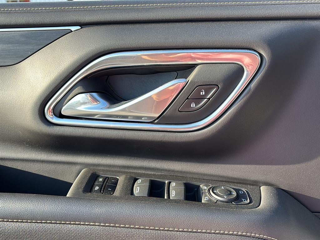2023 GMC Yukon SLT - Photo 45