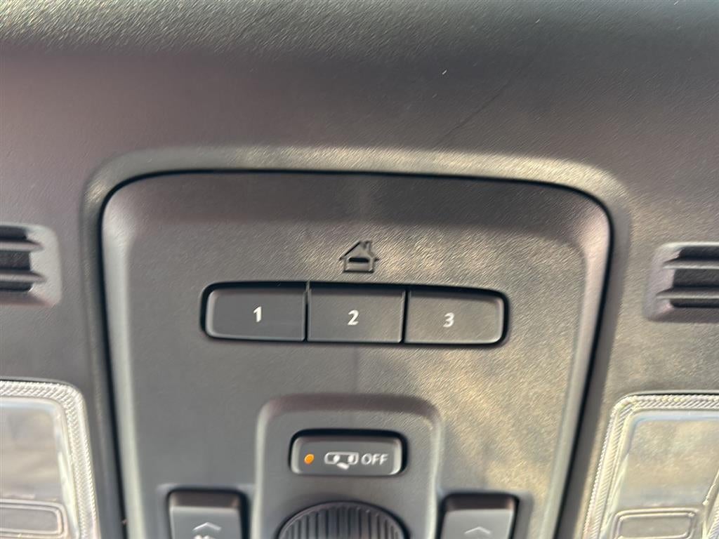 2023 GMC Yukon SLT - Photo 74