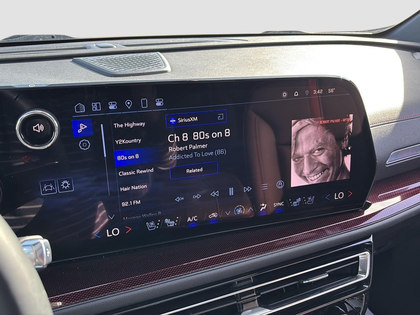 2024 Chevrolet TRAVERSE Base