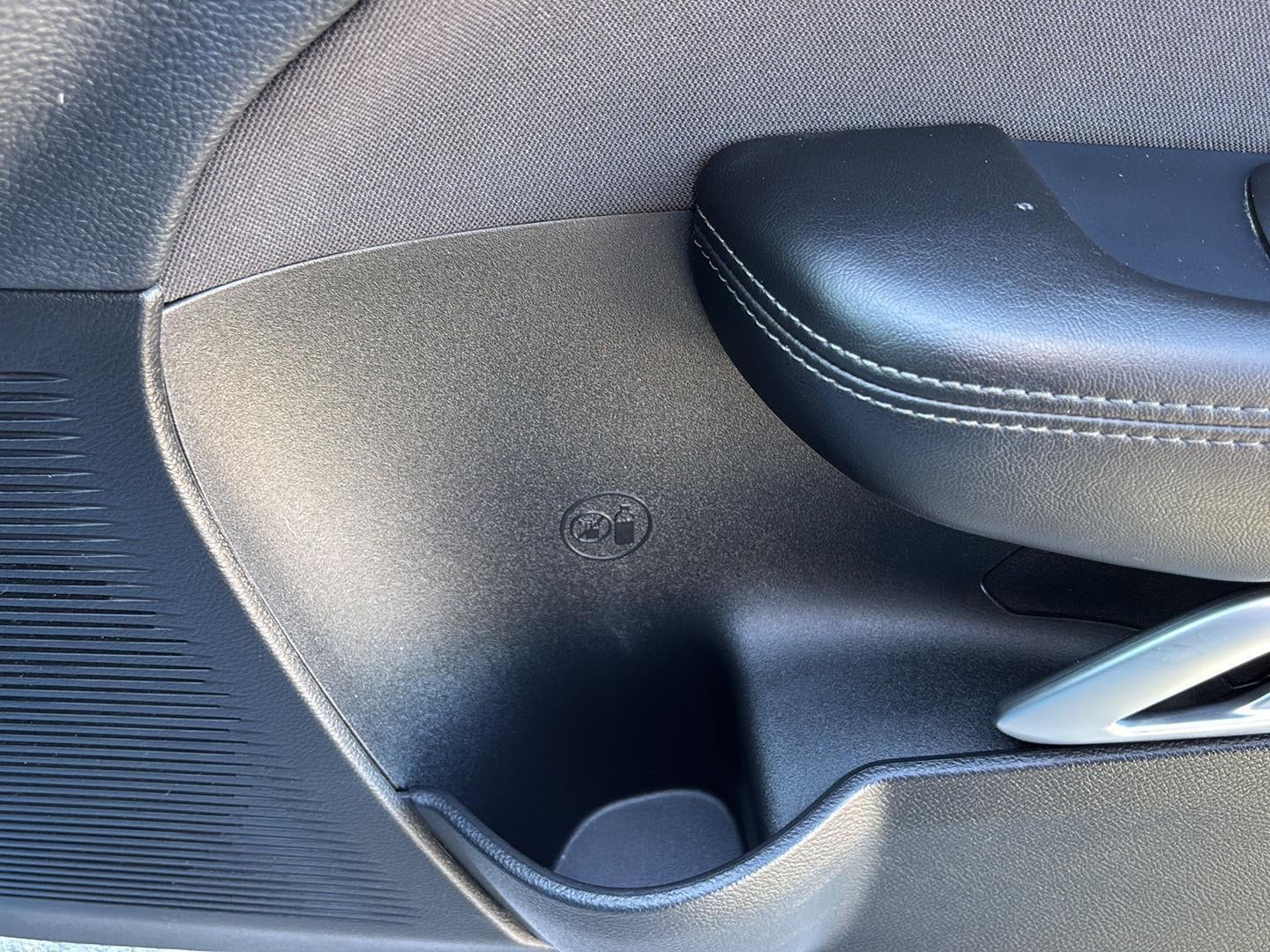 2015 Dodge Challenger R/T Shaker