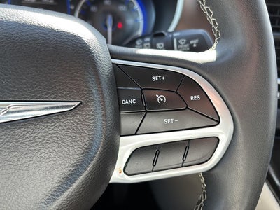 2022 Chrysler Voyager LX