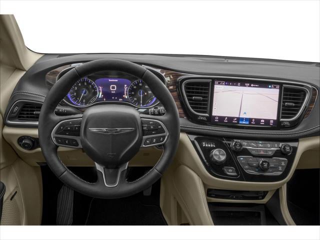 Used 2024 Chrysler Pacifica Limited with VIN 2C4RC3GG9RR147715 for sale in Kansas City