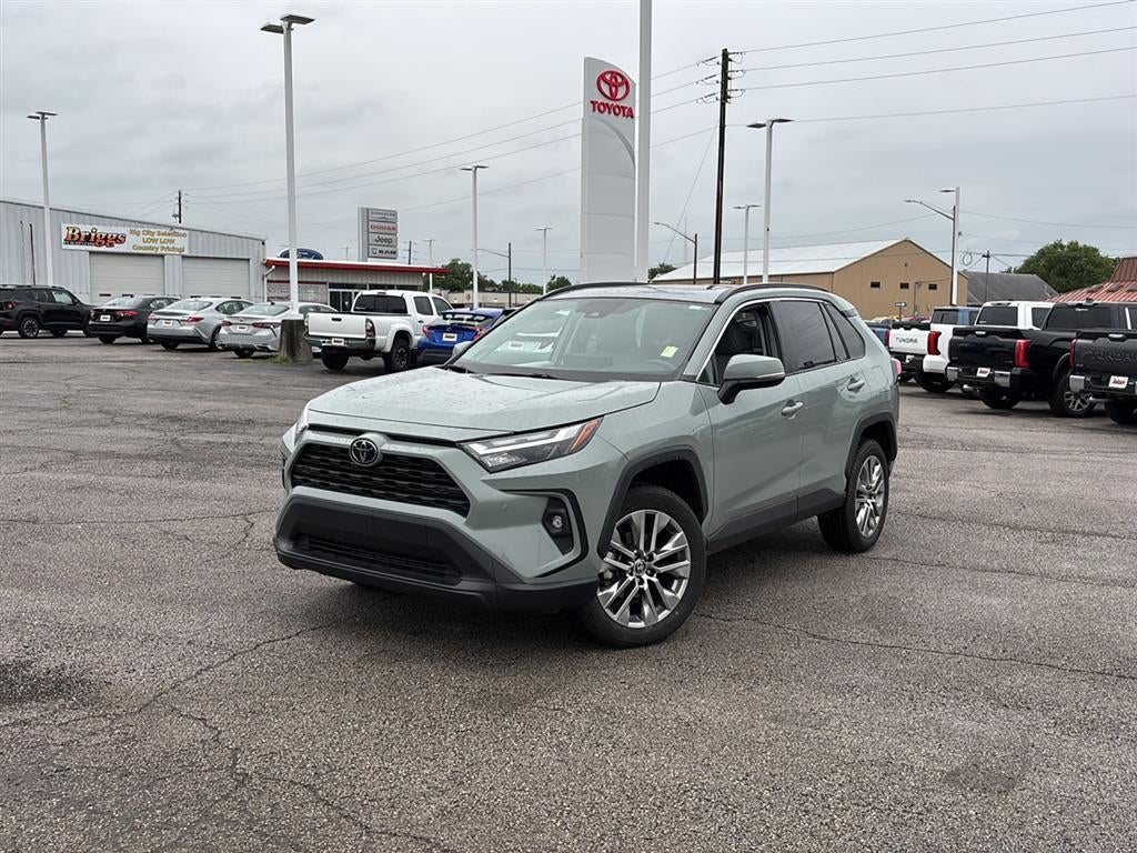 2023 Toyota RAV4 XLE Premium