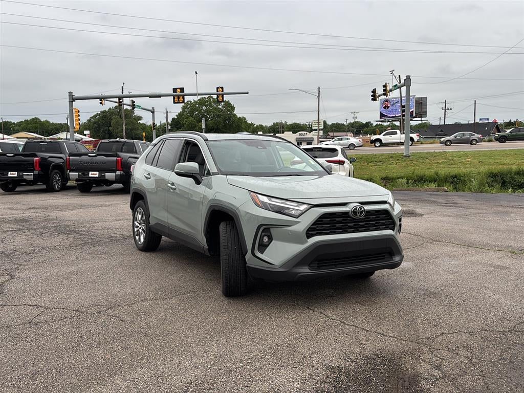 2023 Toyota RAV4 XLE Premium