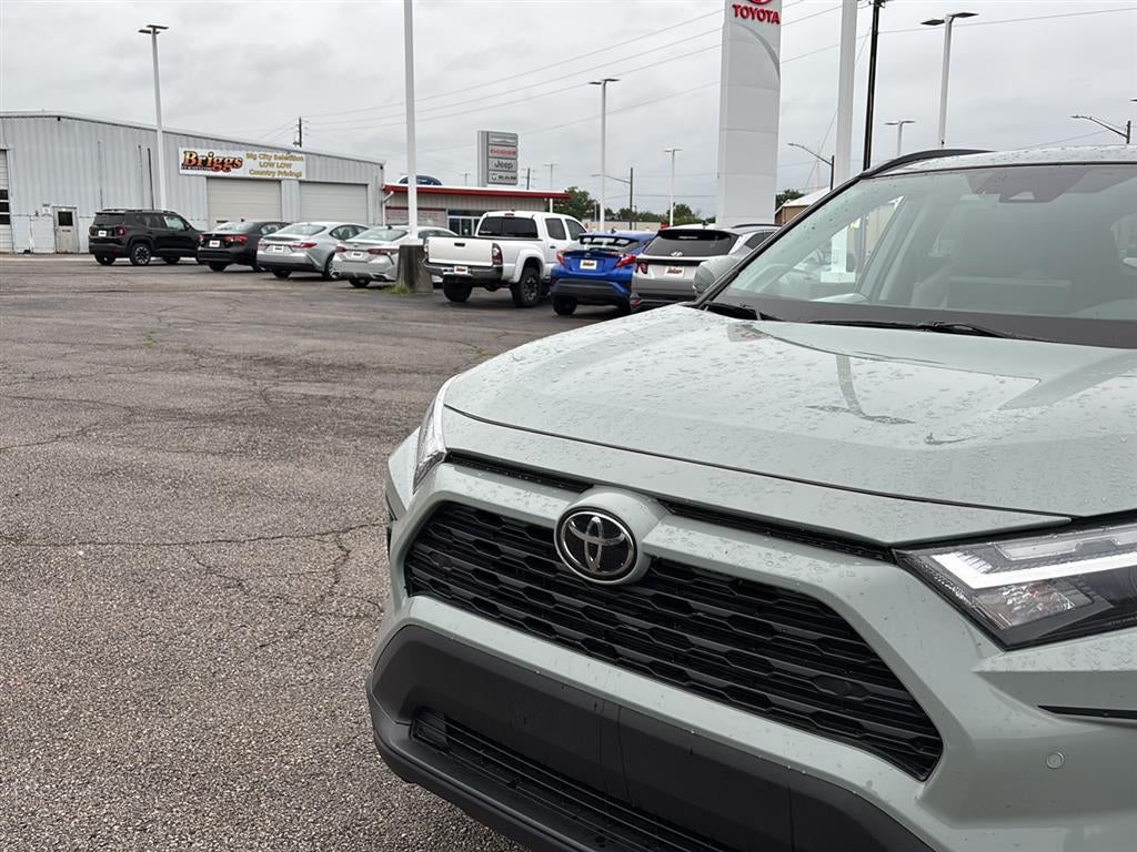 2023 Toyota RAV4 XLE Premium