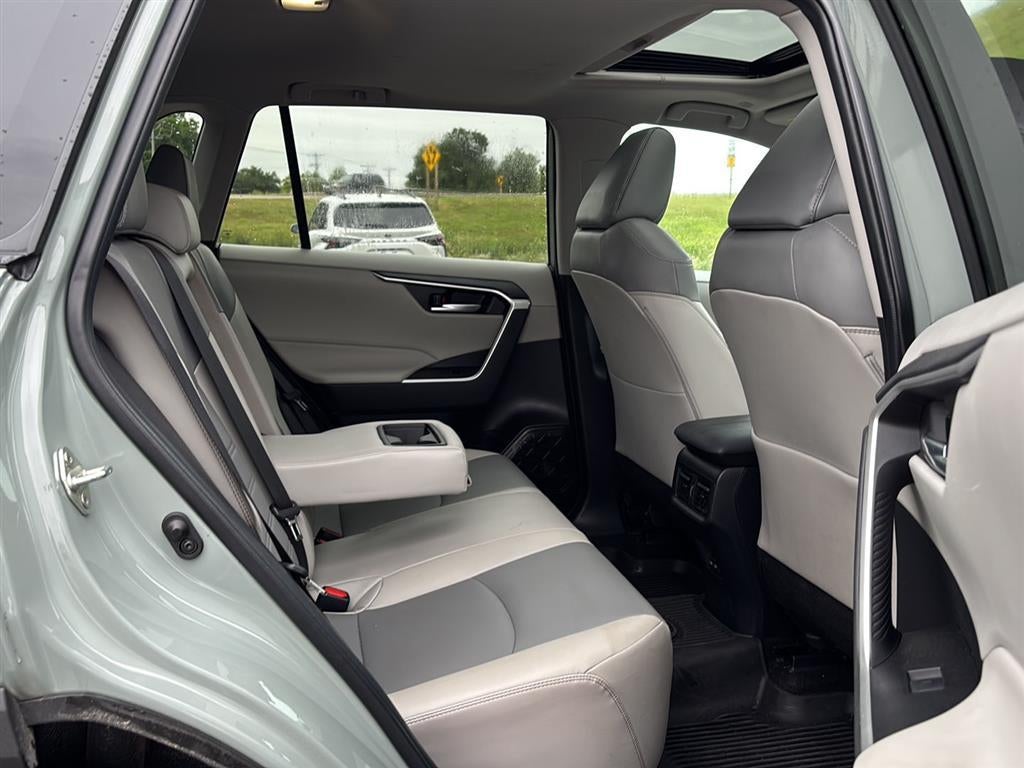 2023 Toyota RAV4 XLE Premium
