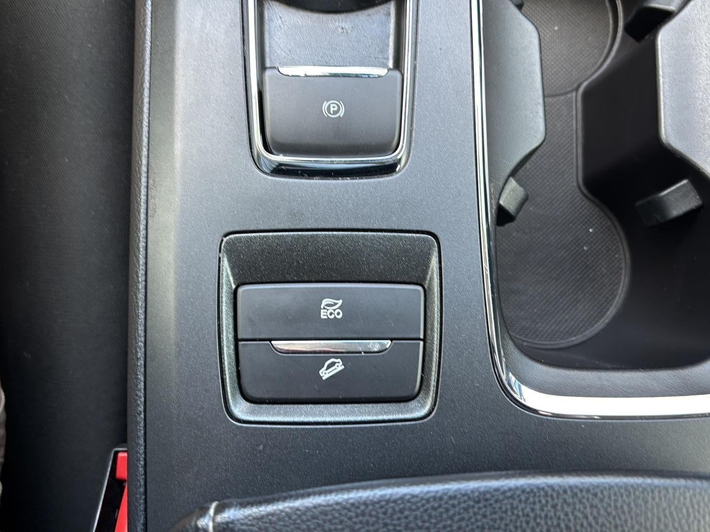 2020 Ford Fusion Hybrid SE