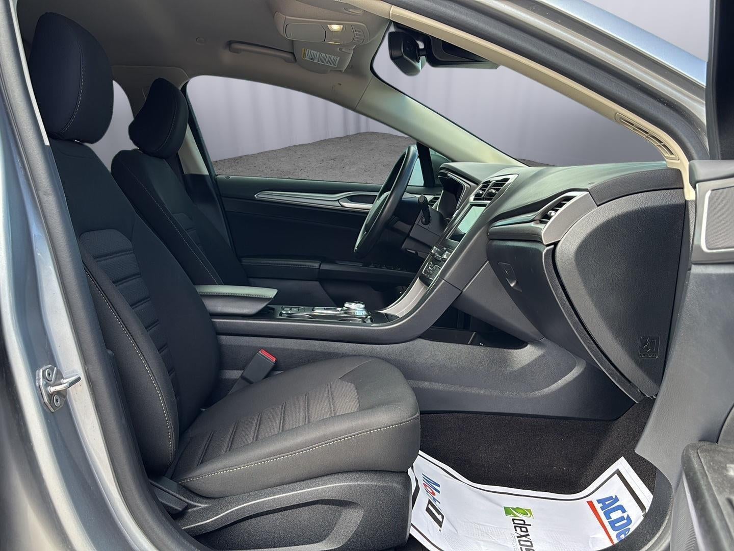 2020 Ford Fusion Hybrid SE