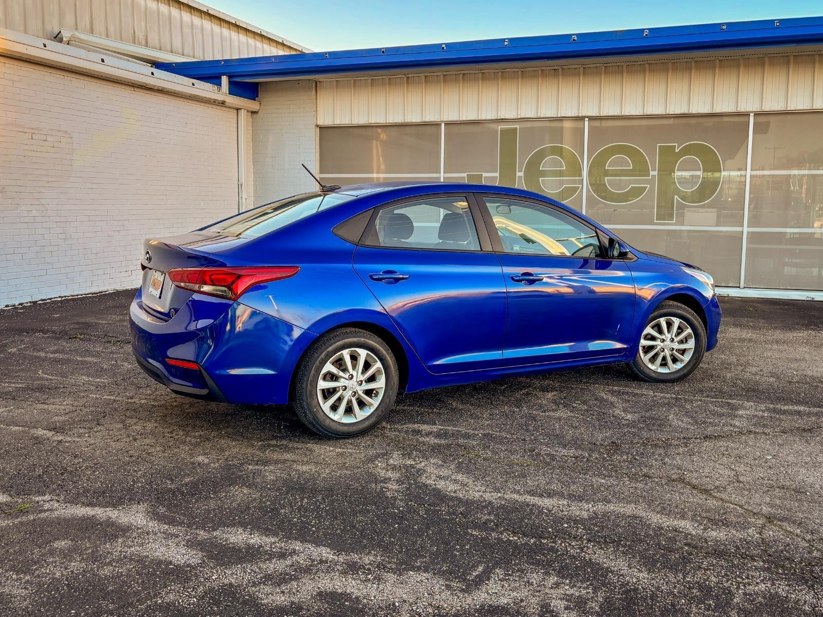 Used 2018 Hyundai Accent SEL with VIN 3KPC24A30JE014822 for sale in Kansas City
