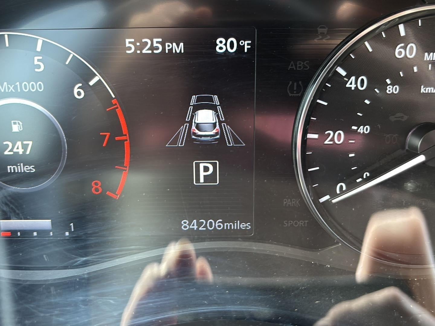 2022 Nissan Kicks SR