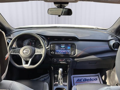 2022 Nissan Kicks SR