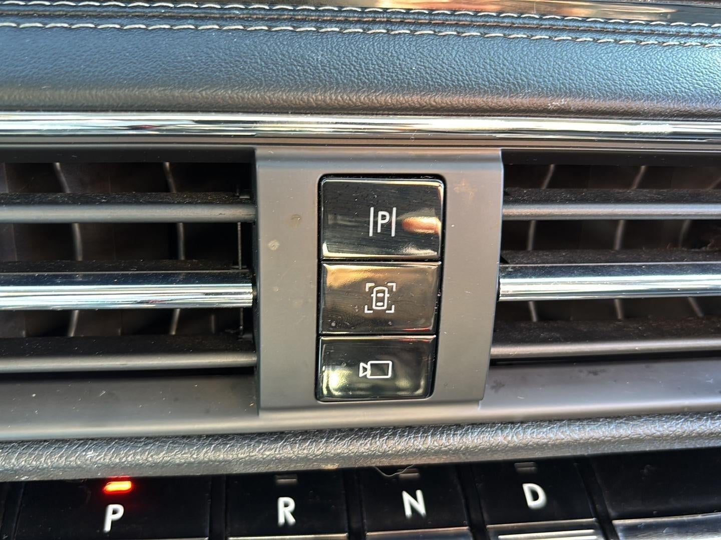 2022 Lincoln CORSAIR Base