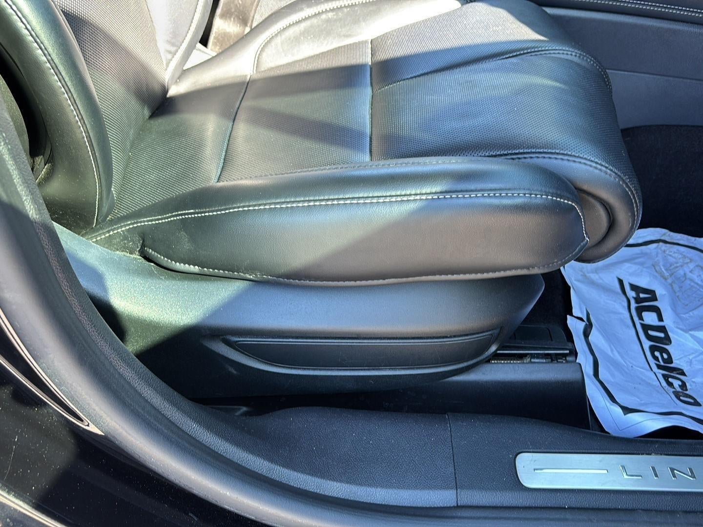 2022 Lincoln CORSAIR Base