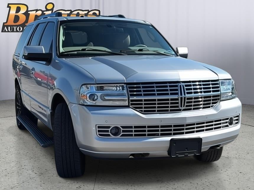 2014 Lincoln Navigator Base