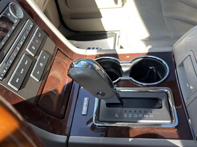 2014 Lincoln Navigator Base