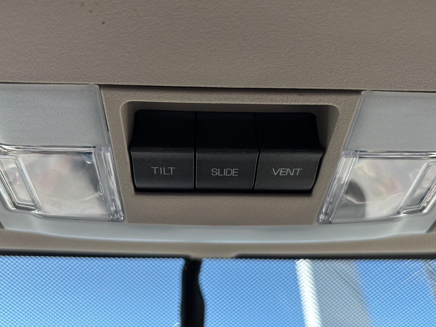 2014 Lincoln Navigator Base