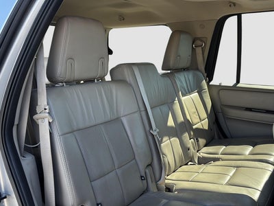 2014 Lincoln Navigator Base