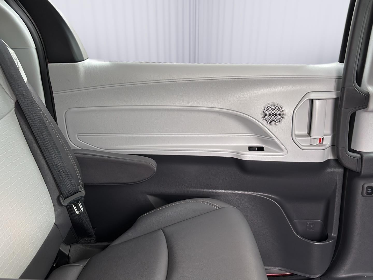 2023 Toyota Sienna XSE