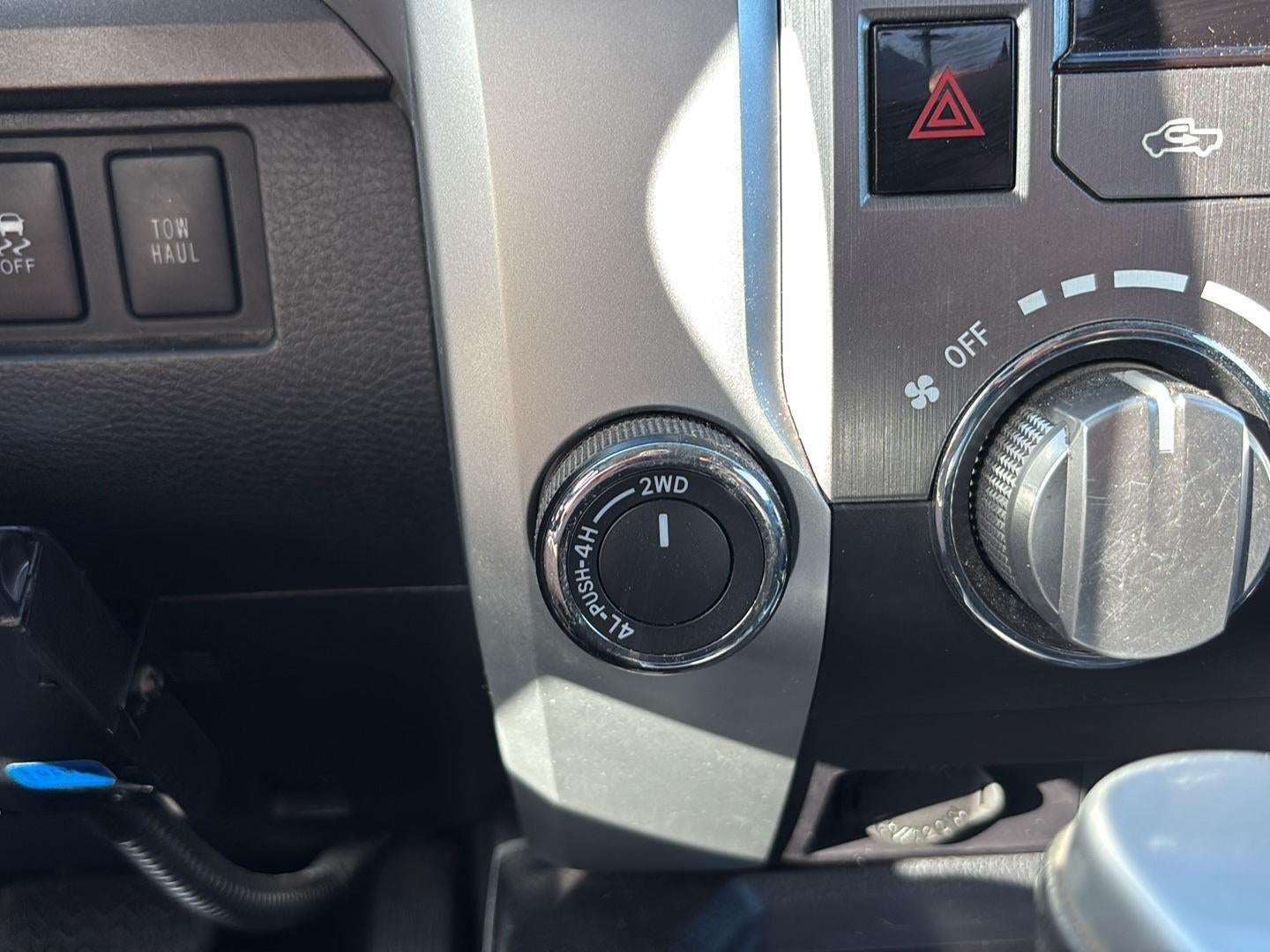 2015 Toyota TUNDRA Base