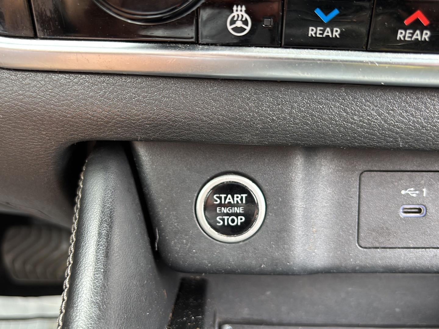 2023 Nissan Rogue SL - Photo 44