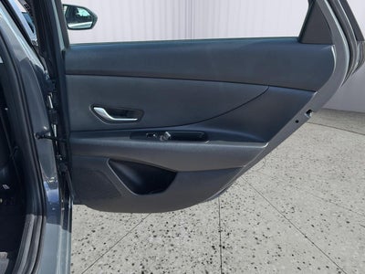 2025 Hyundai ELANTRA SEL