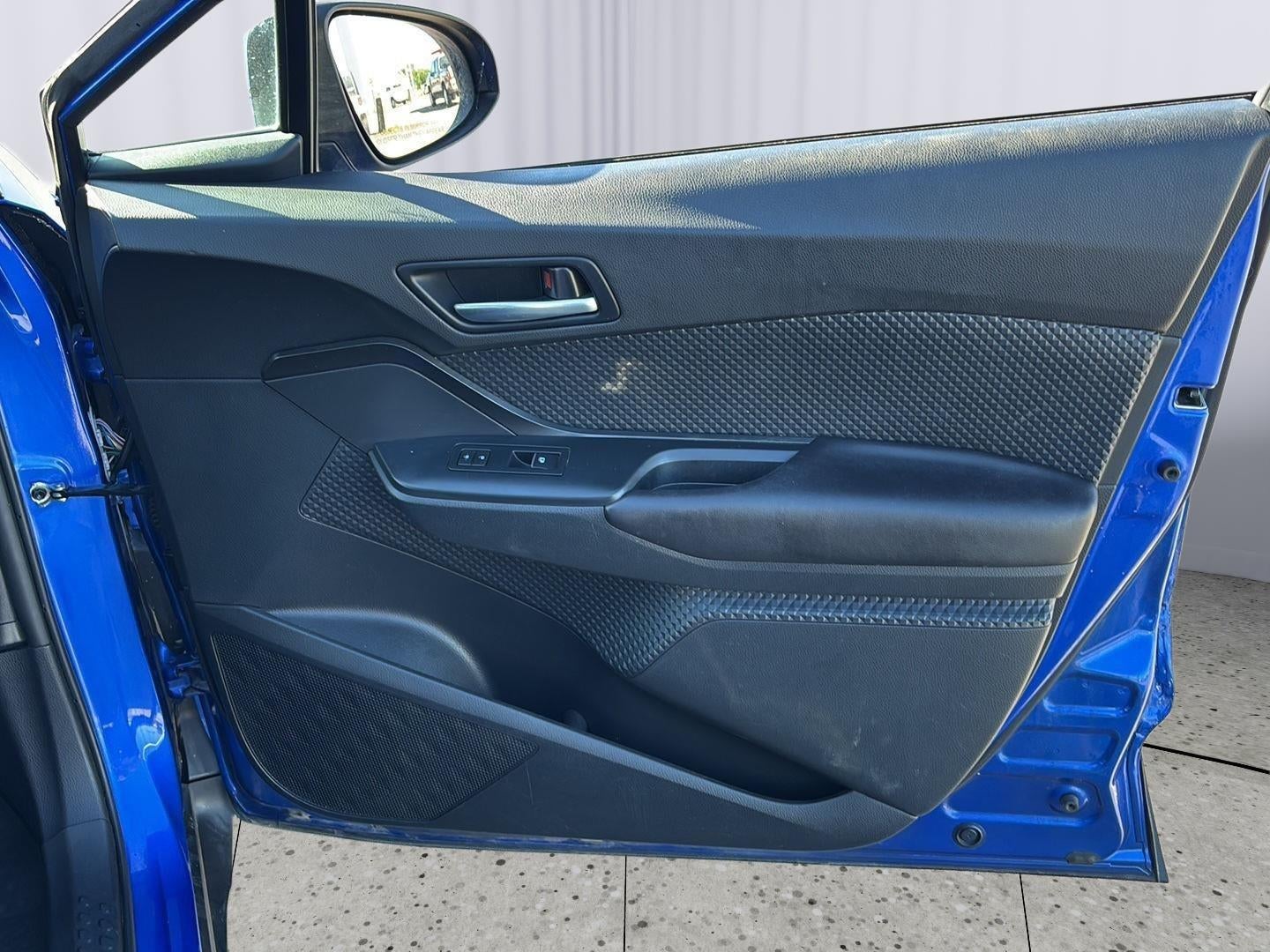 2018 Toyota C-HR XLE Premium