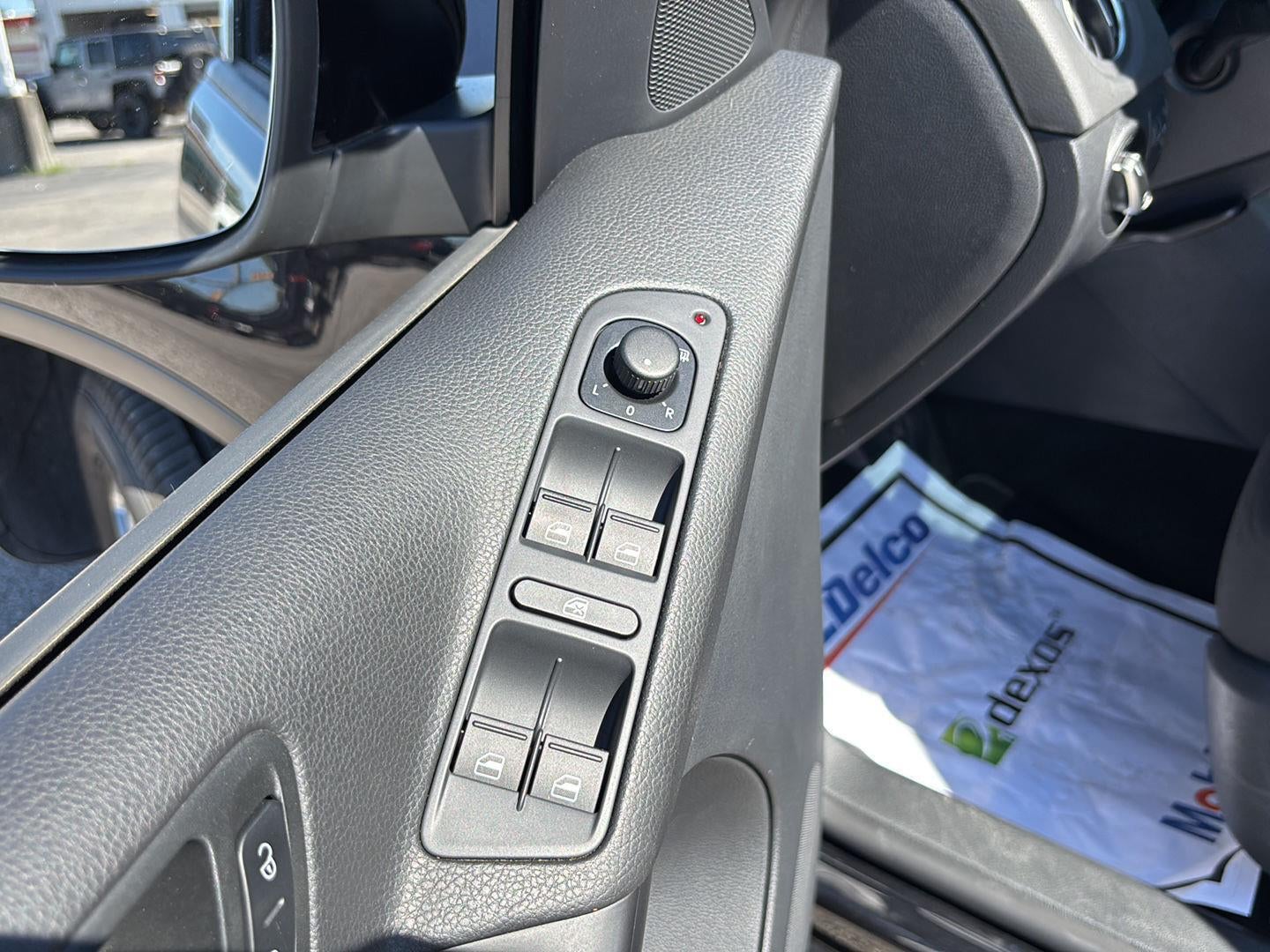 2013 Volkswagen Tiguan S w/Sunroof