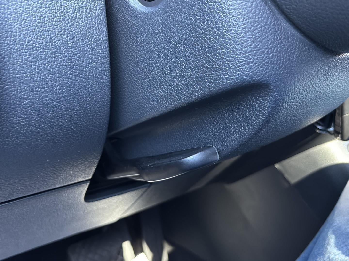 2013 Volkswagen Tiguan S w/Sunroof