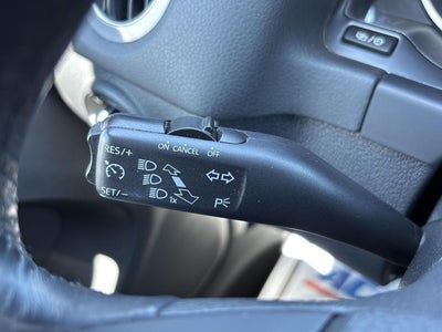 2013 Volkswagen Tiguan S w/Sunroof