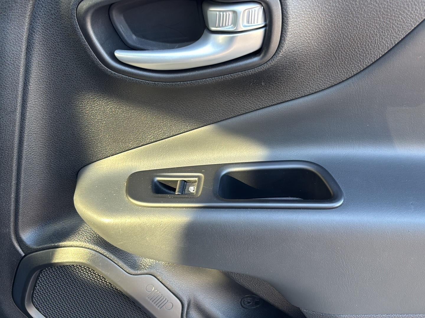 2023 Jeep Renegade Upland