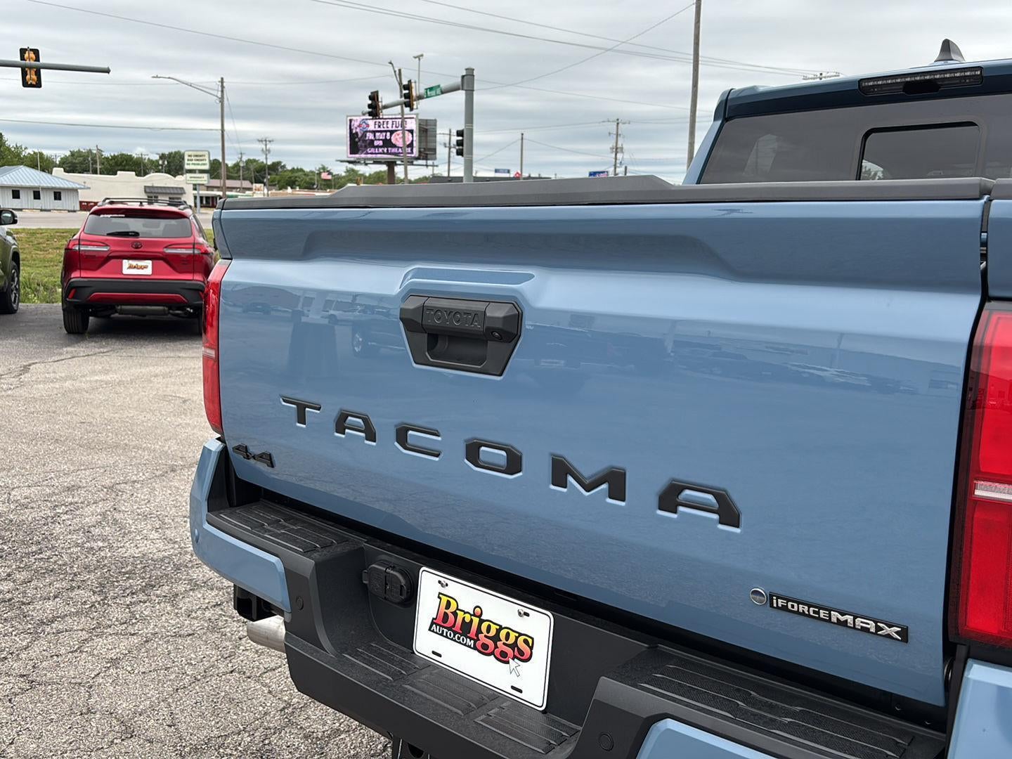 2026 Toyota Tacoma i-FORCE MAX Tacoma TRD Off-Road