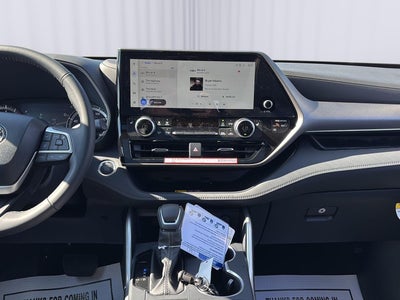 2026 Toyota Highlander XLE