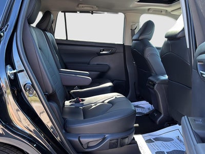 2026 Toyota Highlander XLE