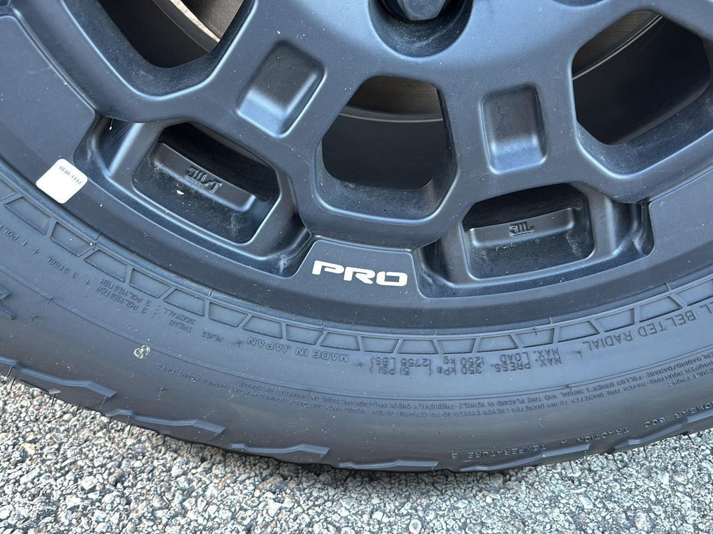 2026 Toyota Tundra i-FORCE MAX Tundra TRD Pro