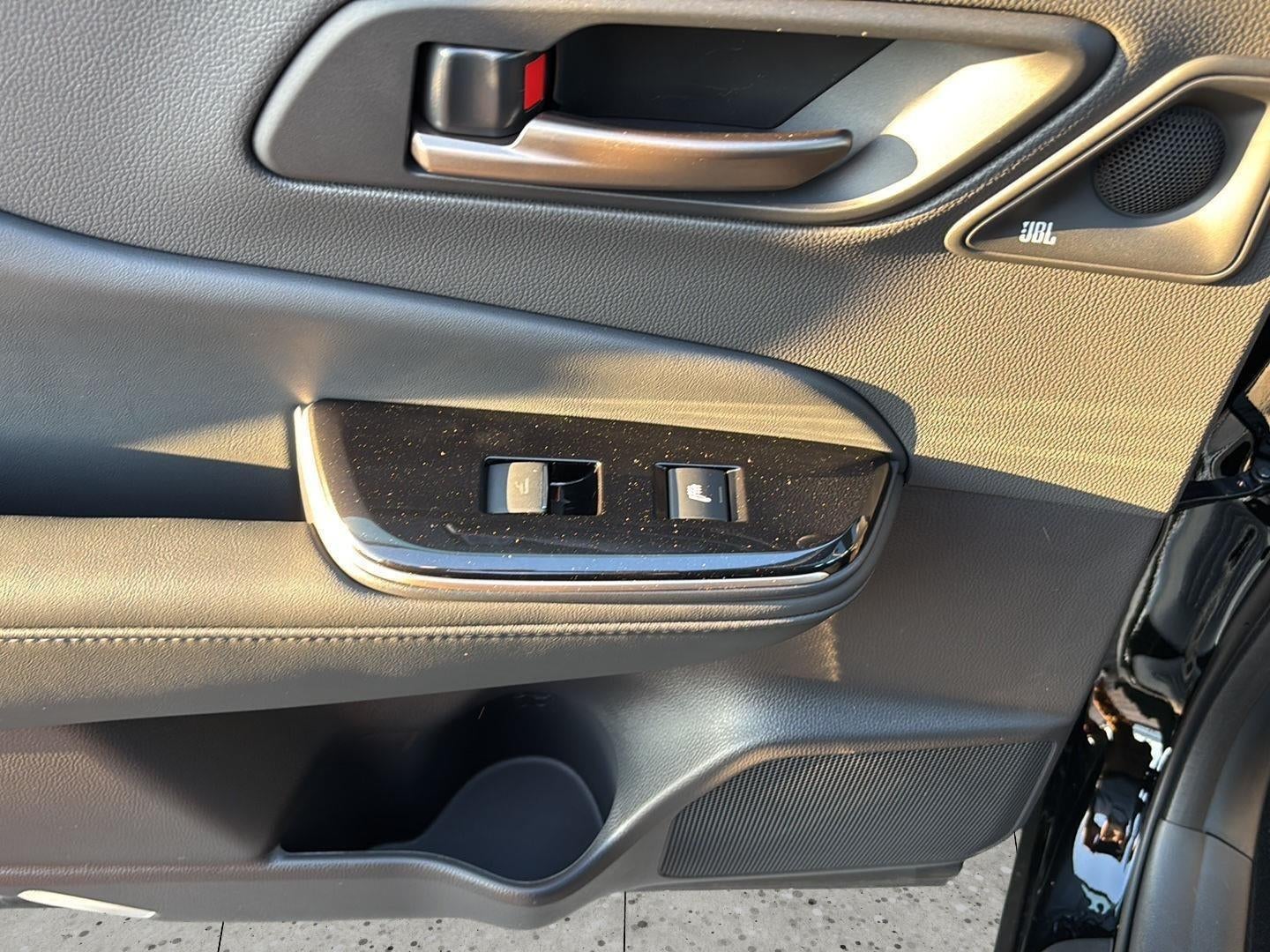 2025 Toyota Toyota Crown Signia Limited