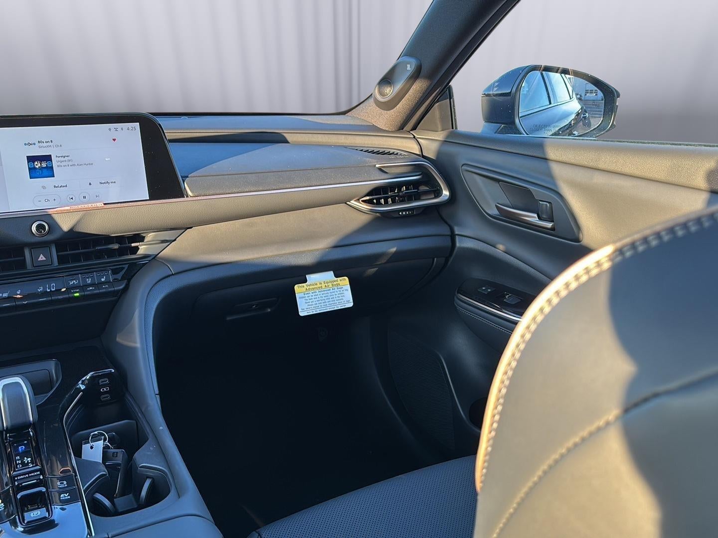 2025 Toyota Toyota Crown Signia Limited