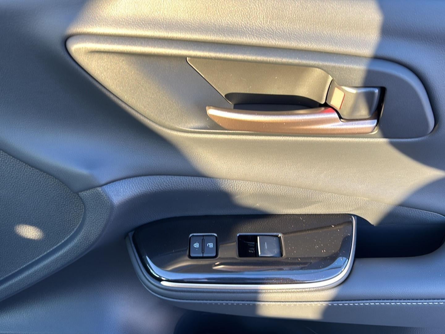 2025 Toyota Toyota Crown Signia Limited