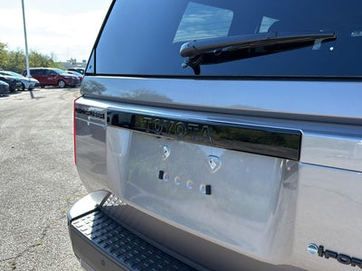2027 Toyota Land Cruiser BASE