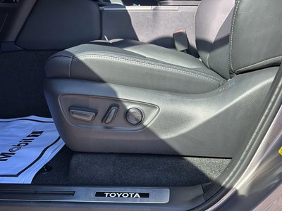 2027 Toyota Land Cruiser BASE